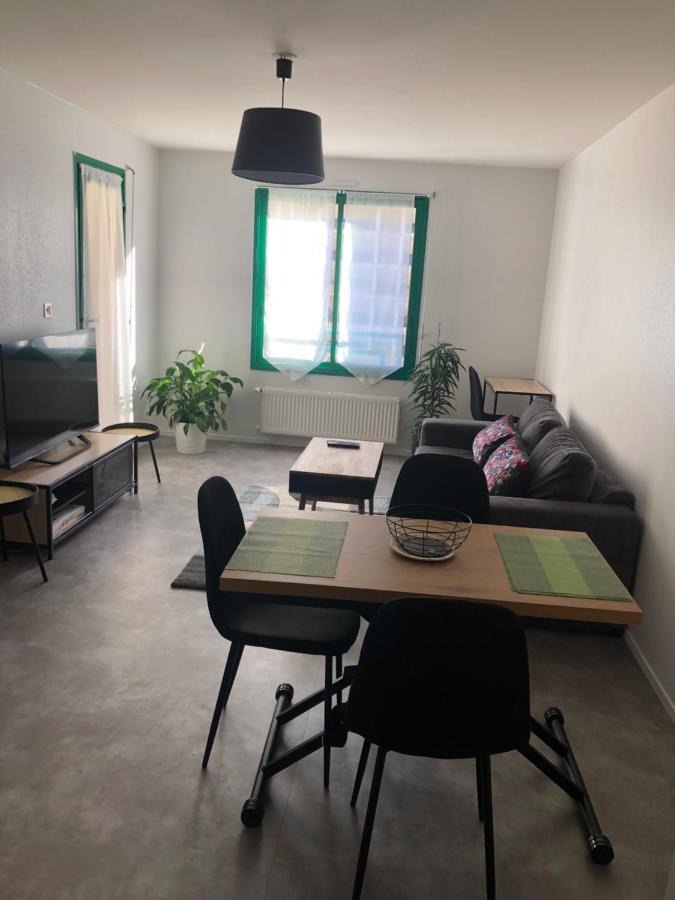 Superbe Appartement En Plein Centre Ville. La Roche-sur-Yon Exteriör bild